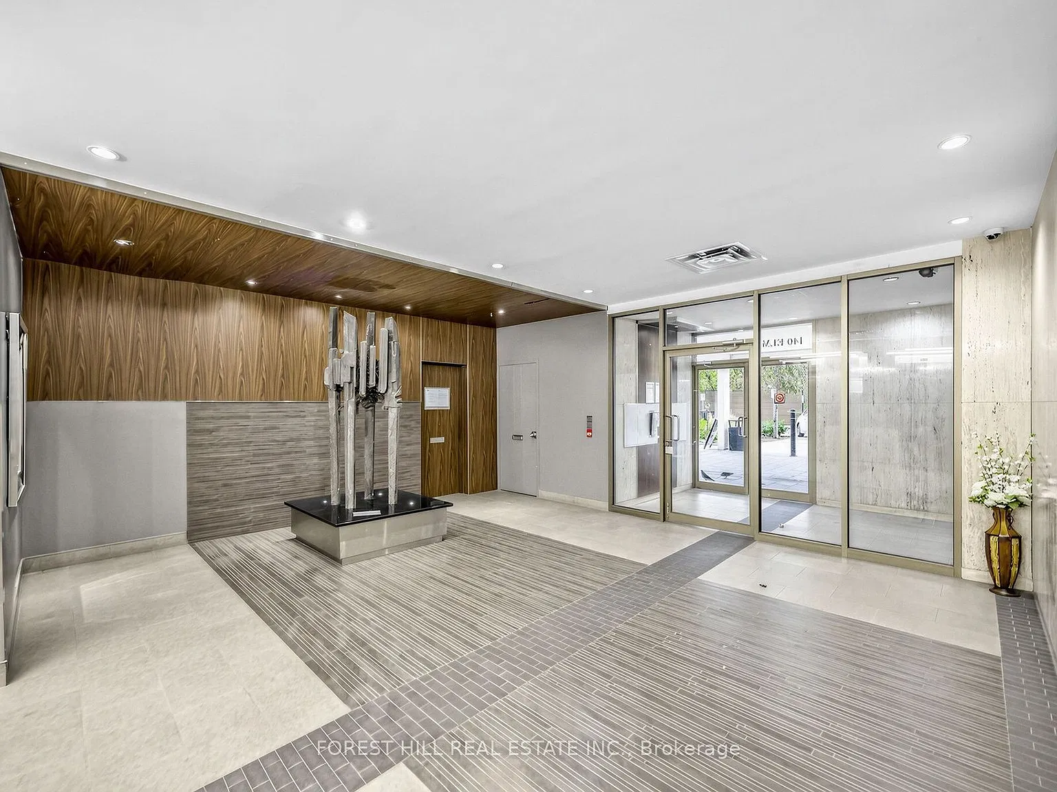 The Elm Ridge — Photo 3