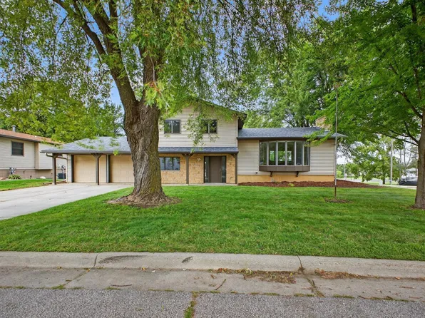 801 5th St NW, Kasson, MN 55944