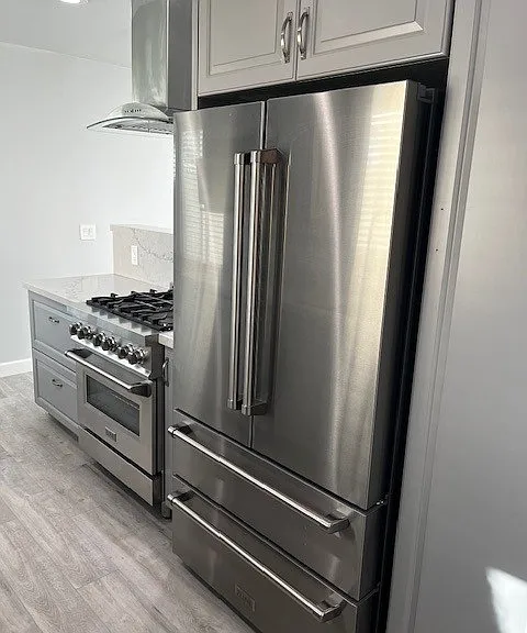 1535 Marine Ave — Photo 12