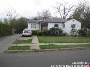 215 W Meadowlane Dr, San Antonio, TX 78209
