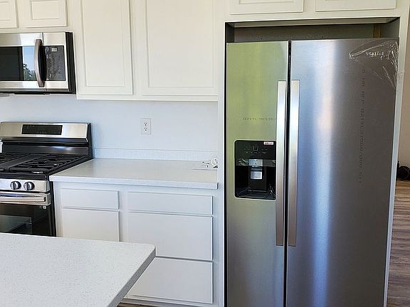 5th image of 2305 Cliffside Dr