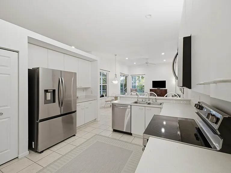 4378 Danielson Dr — Photo 17