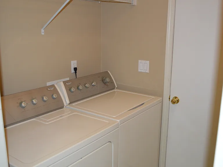 61121 Larkspur Loop — Photo 10