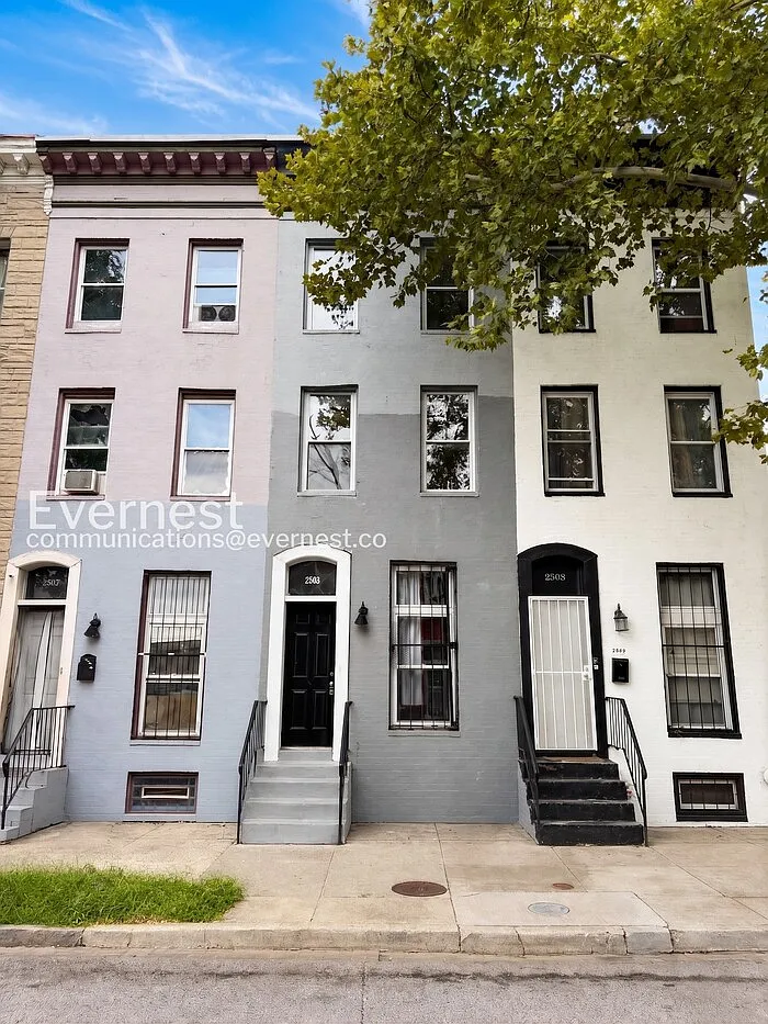 4 bed, 2.0 bath, 1792 sqft, $1,600 — Photo 1