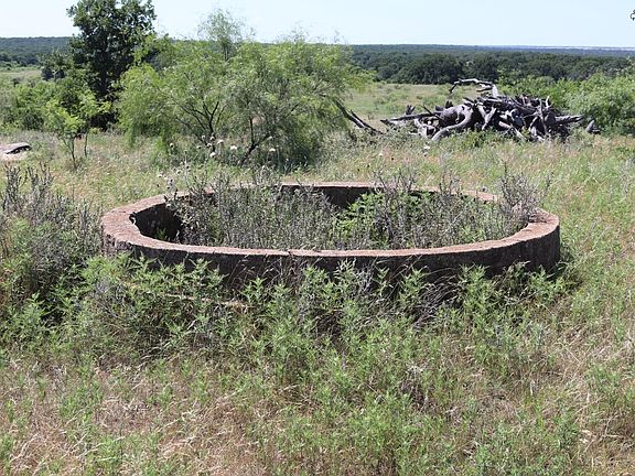 4th image of 1878 Feed Store Rd