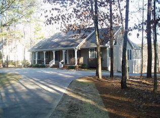 1140 Cosby Cir, Greensboro, GA 30642