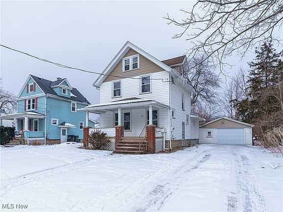 2nd image of 165 Courtland St