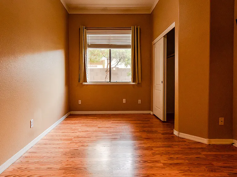 462 W Carob Dr — Photo 21