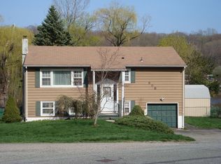 508 Otterhole Rd, West Milford, NJ 07480