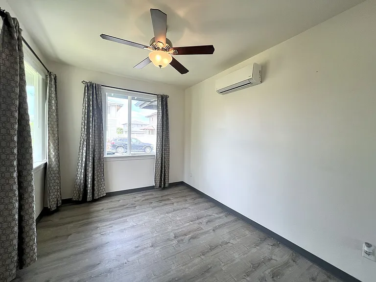 1101 Kukulu St #57 — Photo 12