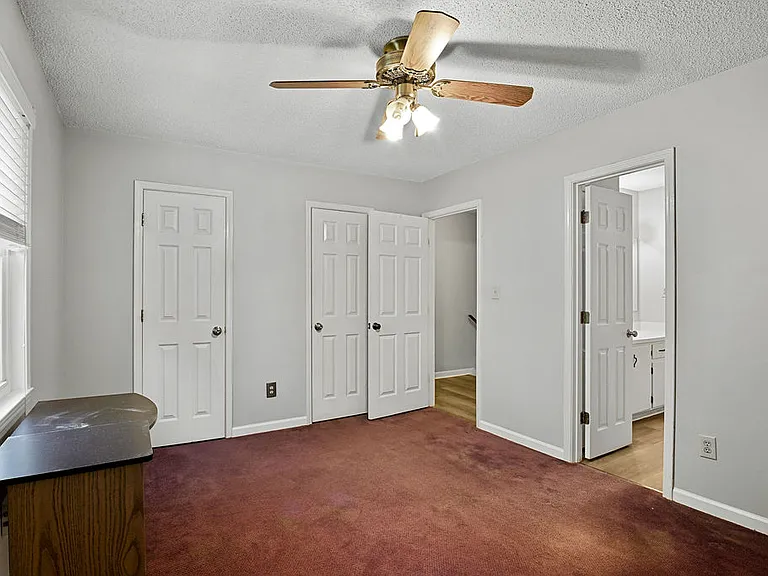 4601 Little River Rd — Photo 22