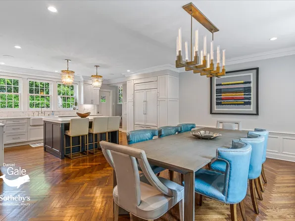 165 Slocum Crescent image 10 of 59