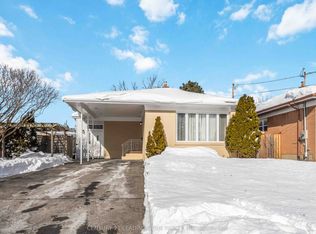12 Arnprior Rd, Toronto, ON M1K5A6