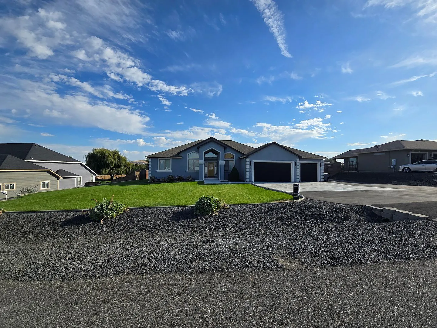 South Kennewick Rambler on 3/4 Acre lot with Pool and Hot Tub MLS #295216 — Photo 1