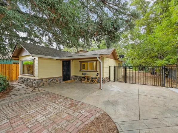 5720 19th Ave, Sacramento, CA 95820