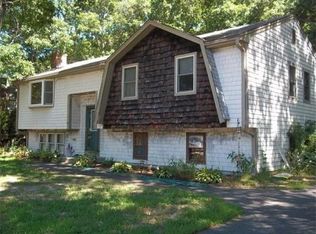 11 Lombard St, Plymouth, MA 02360