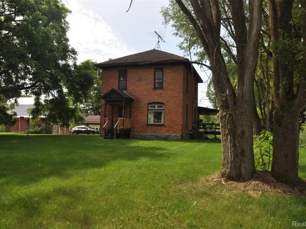 3954 Mayville Rd, Silverwood, MI 48760