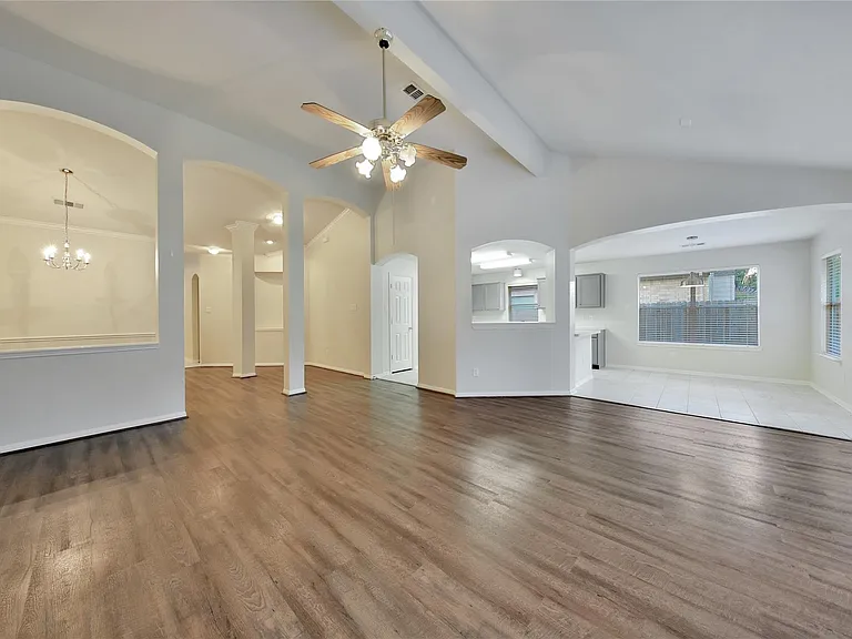 17210 Red River Trl — Photo 14