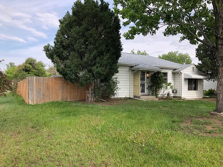 4598 Wyandot St — Photo 2