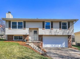9318 Pratt Cir, Omaha, NE 68134