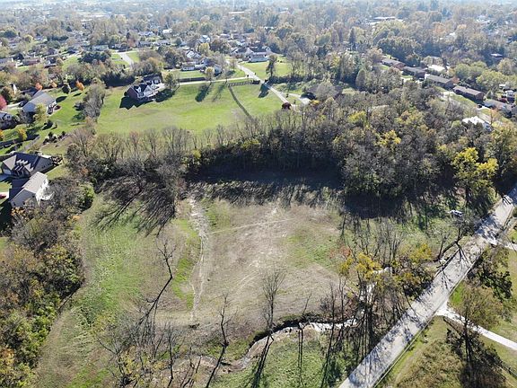 2nd image of 222 Hinkston Pike