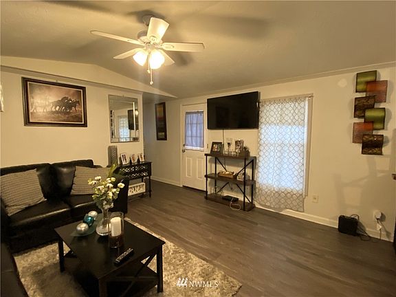 4th image of 15410 SE 272nd St Unit 14
