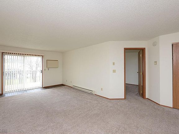 4th image of 3532 32nd St S