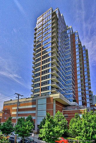 1st image of 1600 S Prairie Ave #1709