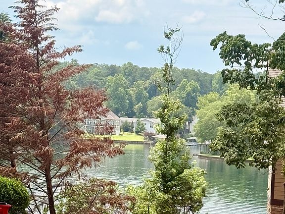 4th image of 1149 Magnolia Dr