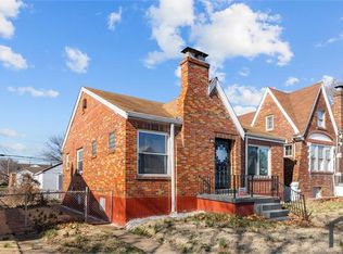 5902 Dressell Ave, Saint Louis, MO 63120
