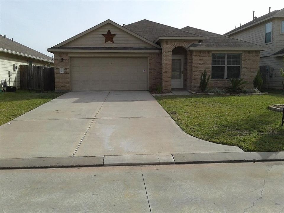 1st image of 23206 Comarca Dr