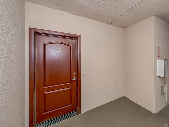 4th image of 411 S Garfield Ave Unit 21
