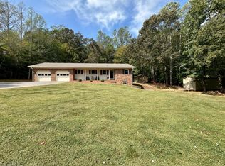 6286 Stanleyville Dr, Rural Hall, NC 27045