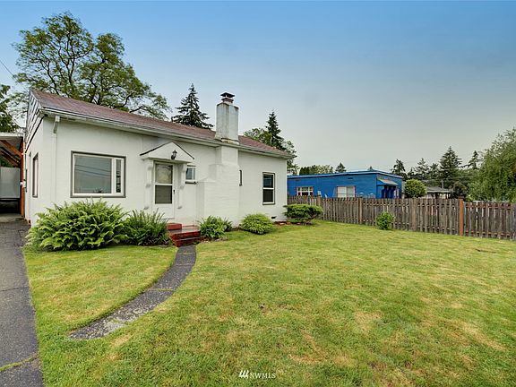 Your perfect summer abode awaits! 