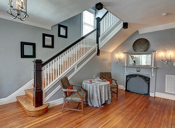 5th image of 3112 Woodrow Ave