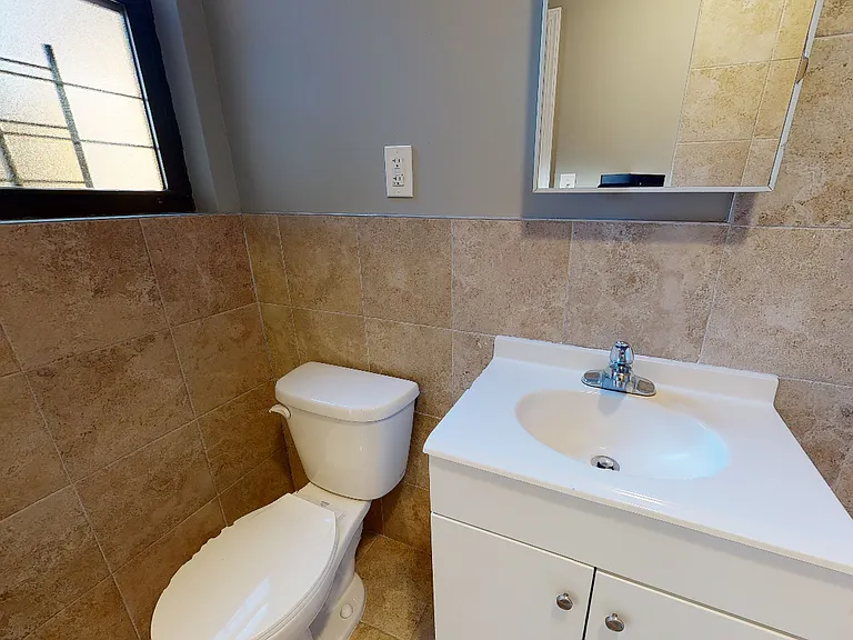 302 Gordon St #2 — Photo 9