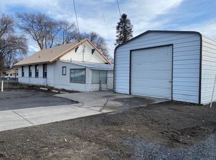 332 N Madison St, Merrill, OR 97633