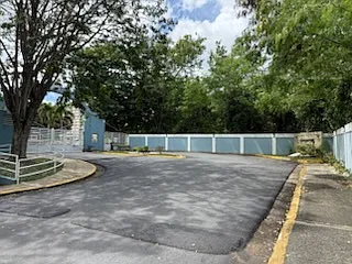Cond Los Almendros Plaza Torre 1 701 Calle Eider A — Photo 12