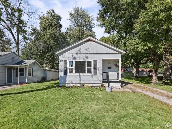217 N 41st St, Belleville, IL 62226