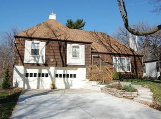 7746 Aberdeen St, Prairie Village, KS 66208