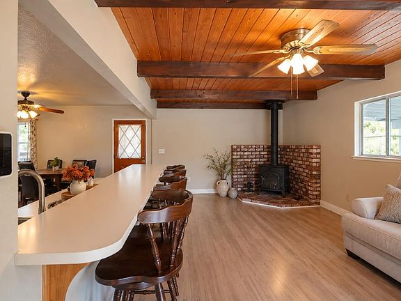 5th image of 1212 Lincoln Street