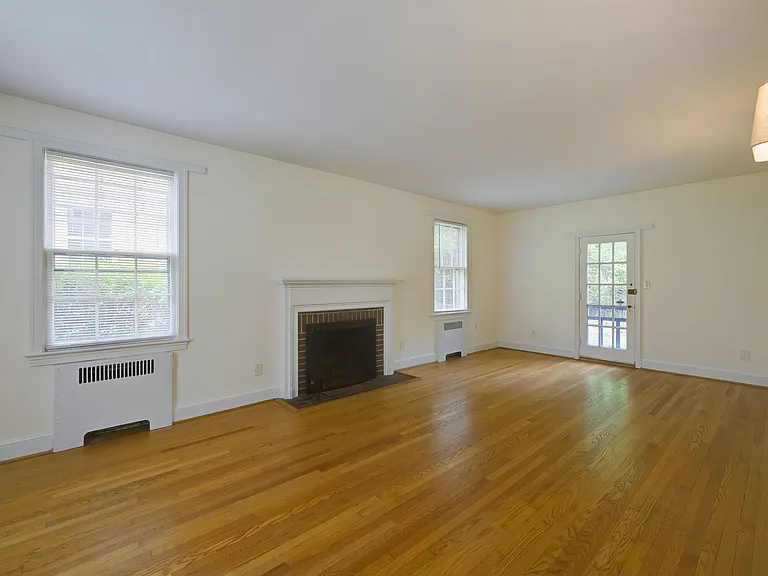3677 Upton St NW — Photo 18