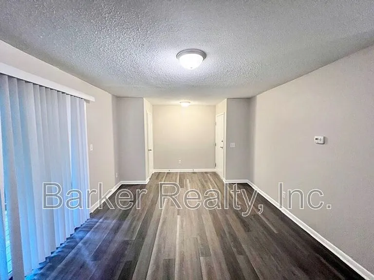 203-2B E Ransom St — Photo 12