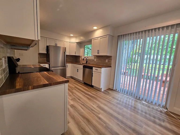 1208 Gettysburg Dr — Photo 5