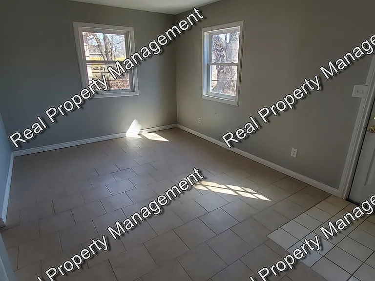 6533 Missouri Ave — Photo 7