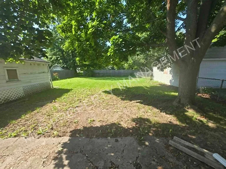 2821 Congress Ave — Photo 12