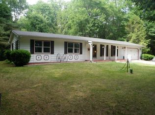 1830 W Chippewa River Rd, Midland, MI 48640