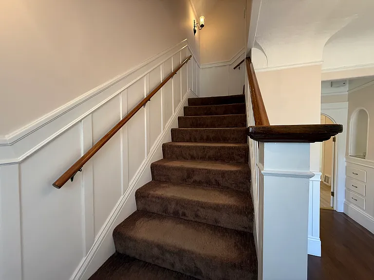 1714 Castro St — Photo 10