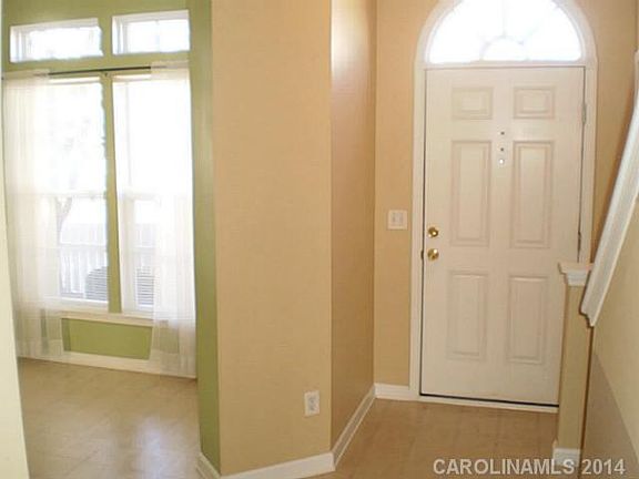 2nd image of 952 Coolsprings Ln #149
