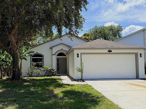 2nd image of 649 MACON DRIVE